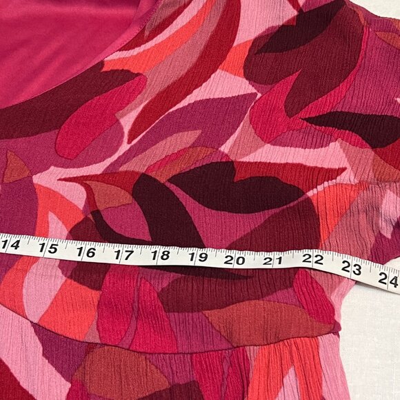 Emily Wonder 2X Pink Red Abstract Floral Tiered V-Neck Crinkle Tunic Dress - Picture 7 of 10